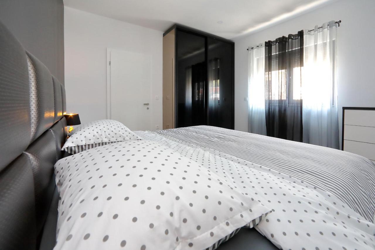 Apartmani More Bibinje Buitenkant foto