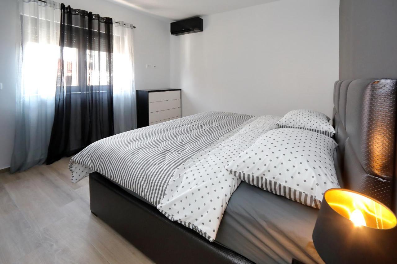 Apartmani More Bibinje Buitenkant foto